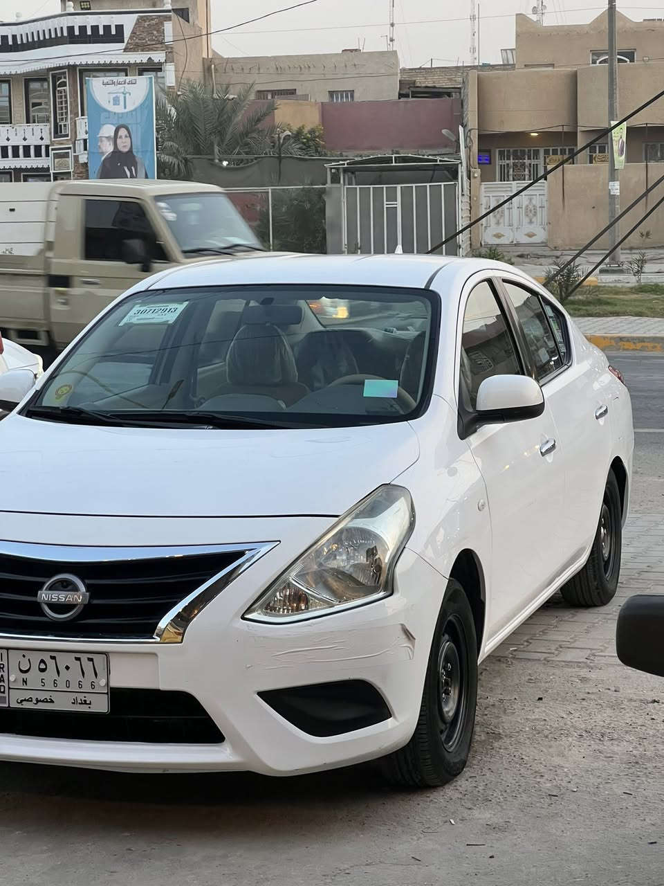 السلام عليكم 
للبيع نيسان سني هندي بليته زركه موديل 2020
ماشيه 130 بيهة نص جاملغ خلفي صبغ فقط بدون دواخل ابد وبيهة شويه بل باب بارد السياره حلوه ونضيفه عله ايدي من الزيرو محرك كير تبريد كفاله شركه سياره مدوشمه وجاهزه وشاشه اندويد جبيره تخم تاير جديد سياره مناقصهة شي السعر 117 وبيهة مجال باسمي تحويل مباشر عنواني بغداد الغزاليه
***********
