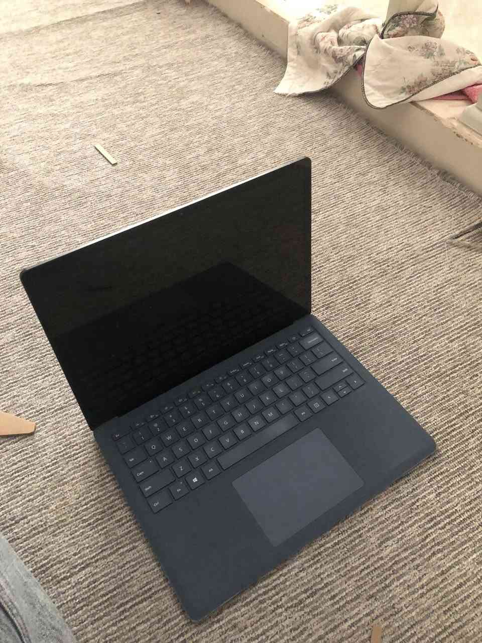 Surface laptop 3 13.5 لمس حديث جيل عاشر السعر ٣٥٠ الف قفل
بيع فقط
Core i5 1035G7 
Ram 8 GB 
HARD 256 SSD NMVE 4x4
Intel iris plus

بطارية ٨ ساعات 

مع شاحنه و كرتون 

*********** 

يوجود توصيل عل فحص
