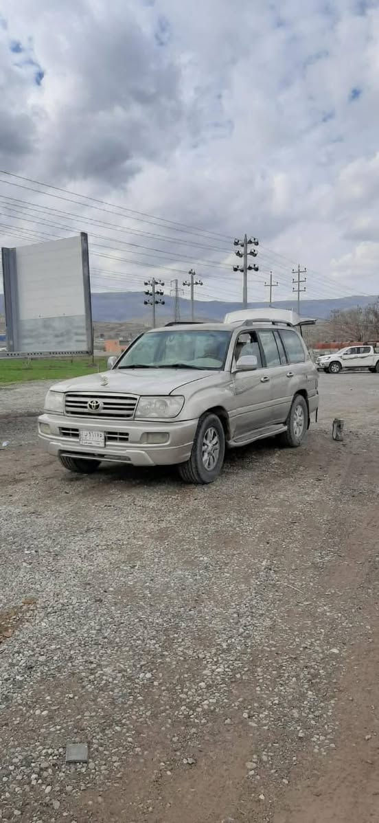 لاندكروزGXR للبيع فقط
لاندكروز GXR 
2002 رقم بغداد الماني 
سياره كامله مابيها اي نقص 
مواصفاتها معروفا 
مكينه 4500
دبل تانكي
دبل فيت بم 
ثلاجه طكتين 
4×4
كير اوتو 
لو كير 
شاشه ايباد 
تبريد 3 قطع ثلج 
⛔ للبيع فقط للبيع فقط للبيع فقط⛔


**إذا كنت صاحب هذا الإعلان وتريد حذفه لأي سبب، رجاءا أرسل رسالة إلى الدعم الفني**