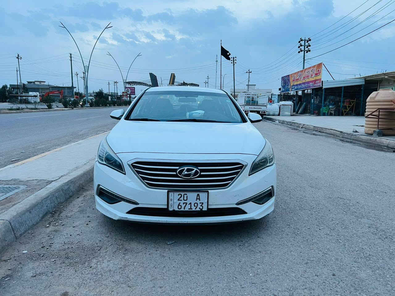 سوناتا ١٥امريكي بدون حادث لبل واحد السعر ١٢٠ بيهه مجال بصيط ***********
