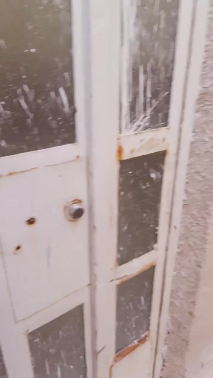 بيت للبيع 70متر ...كميره مقابل مدرسه الفلاح داخل الفرع لمولده وديع...سند 25زراعي إقرار محكمه.وات ساب ***********...
