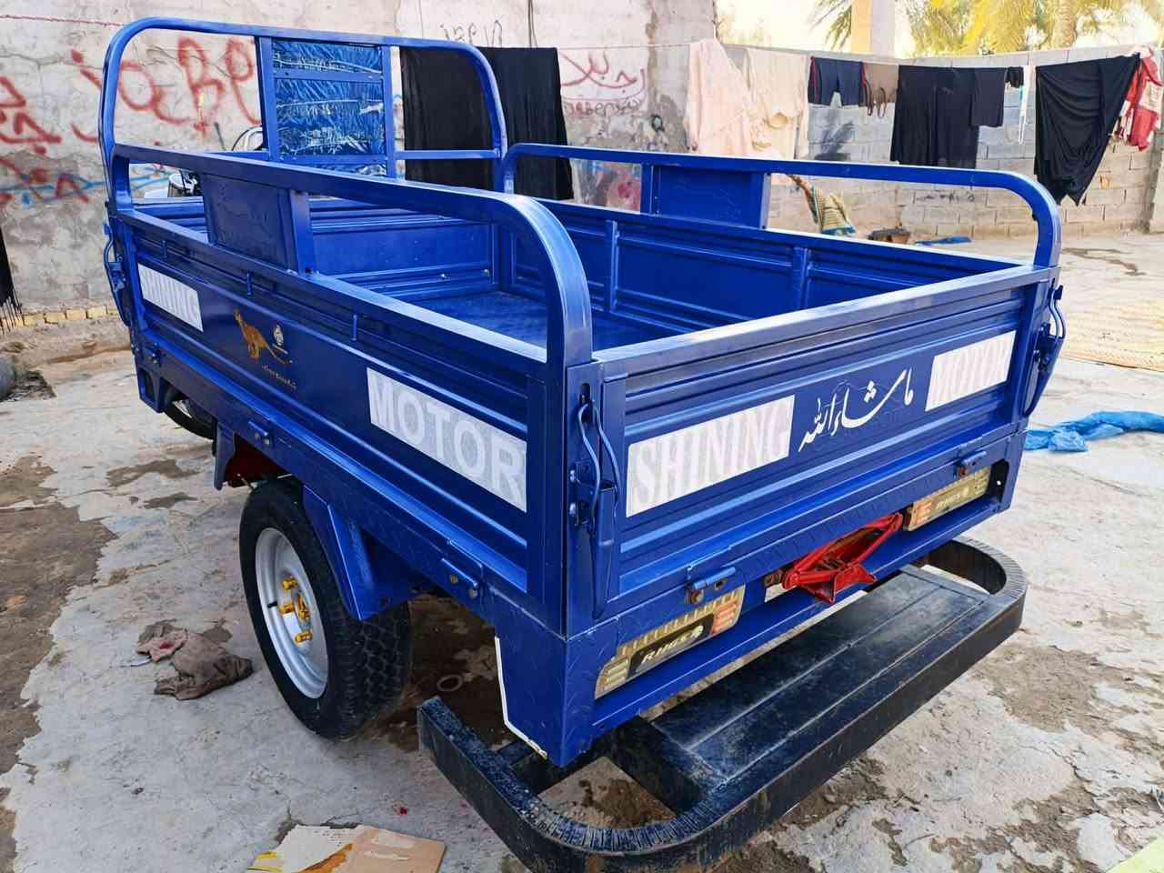 السلام عليكم
ستوت جمره فحل باب اول 23طالعه 2025 
أمرقم رقم نجف بأسمنه سنويه مجدد2029
 كفالة عامه لا صبغ ولا لحيم بعد زيرو مكينه اربع براغي حجم الكبير ممامفتوحه كهربائيات اسبير ما نازل دعاميه جاهزه
السعر (2650) بيه مجال مكان نجف ابوصخير 
***********
