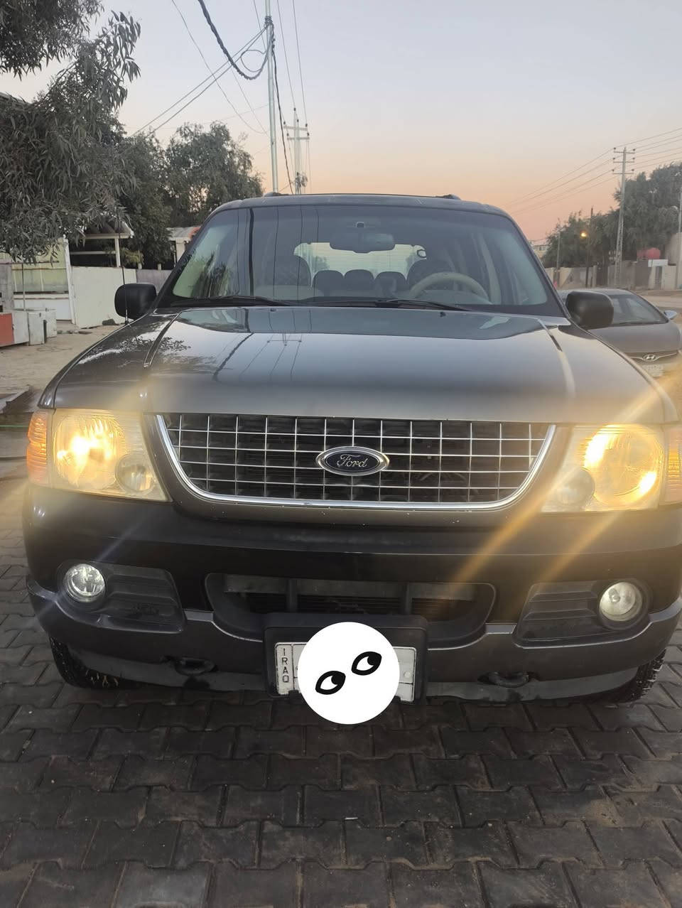 من رخصة مسؤول الكروب
فورد اكسبلور ٢٠٠٣ رقم بغداد مشروع وطني.المحرك الكير الحدادية تبريد تدفئة كلها بحالة جيدة جدا الضرر فقط باب مقعد الصدر مع الجاملخ نفس الجهة بدون دواخل بدون تبديل السيارة موجودة بالنجف الاشرف السعر (85 $)التواصل على هذا الرقم *********** وتساب على نفس الرقم 
تحياتي
