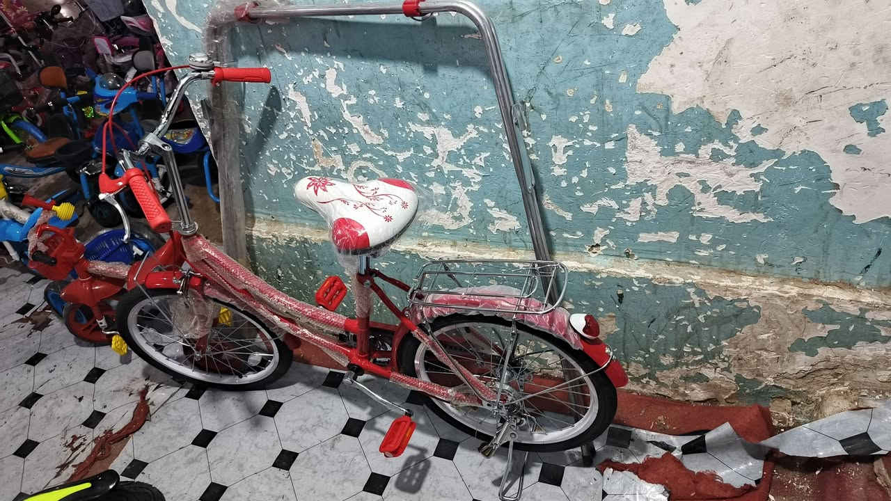 بايسكلات للبيع موجود توصيل
لمعرفه السعر او الاستفسار التواصل واتساب*********** 
او الاتصال على ***********‬‏
متوفر توصيل عنوان المحل بغداد سوق الشرطه الرابعه
