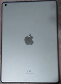 آيباد ٩ • ٦٤ • بطارية ٩٠٪