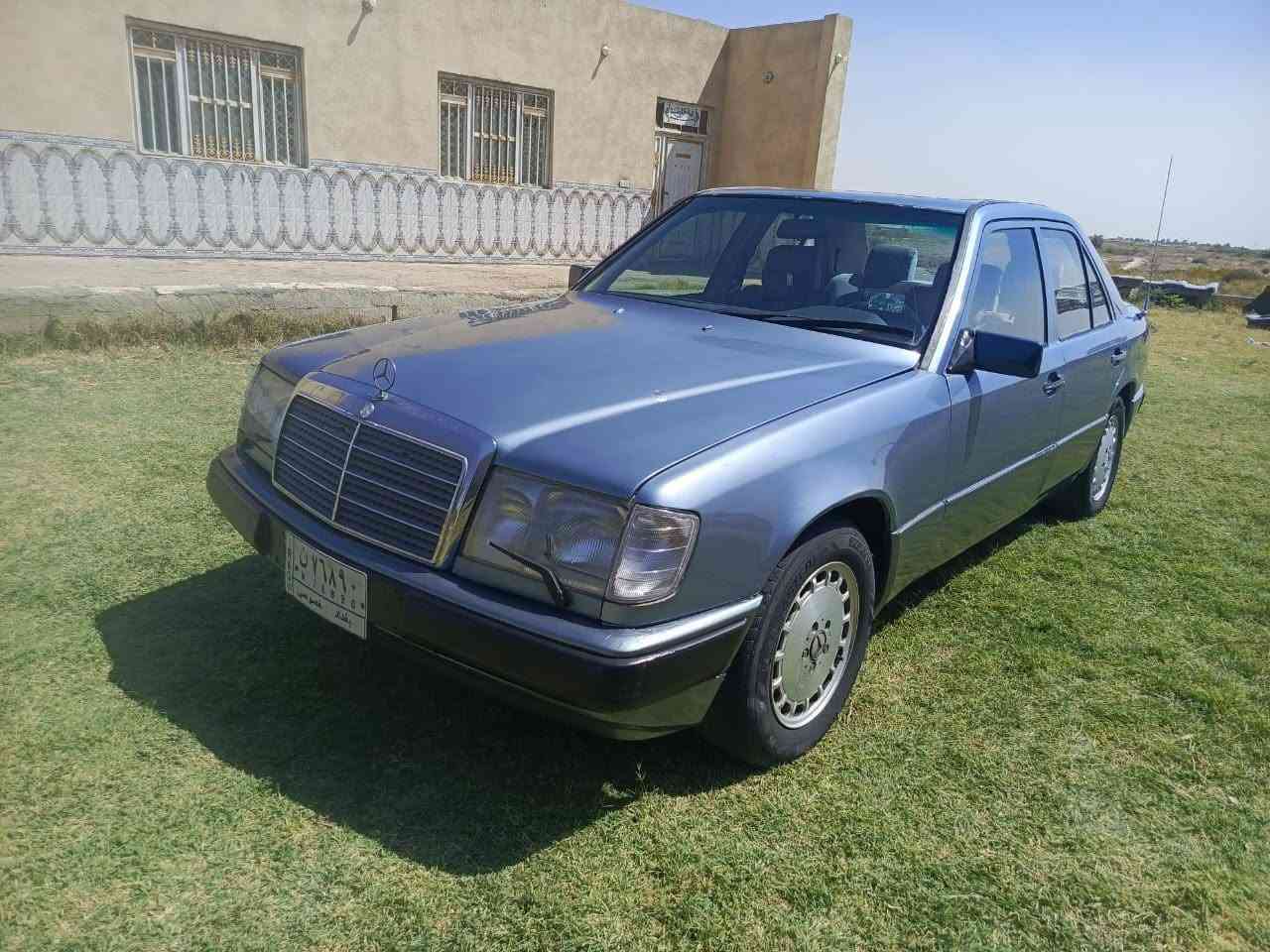 السلام عليكم 
مارسدس دب 1986 
رقم بغداد مشروع وطني سنويه 2026 
مكينه وكير بطه 2500 جديدة 
تبريد شغال كهربائيات شغاله 
حدادية أمامي وخلفي جديدة 
تخم تاير جديد 
مصبوغه عام بدون حادث 
قواعد دبل عالبلاد 
تحويل شوكت ما تريد 
السعر  48   بيه مجال بسيط 
***********  واتساب
