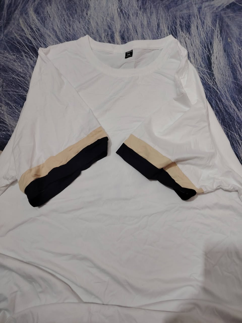 متوفر قياسات 4X.  5X  6x


**إذا كنت صاحب هذا الإعلان وتريد حذفه لأي سبب، رجاءا أرسل رسالة إلى الدعم الفني**