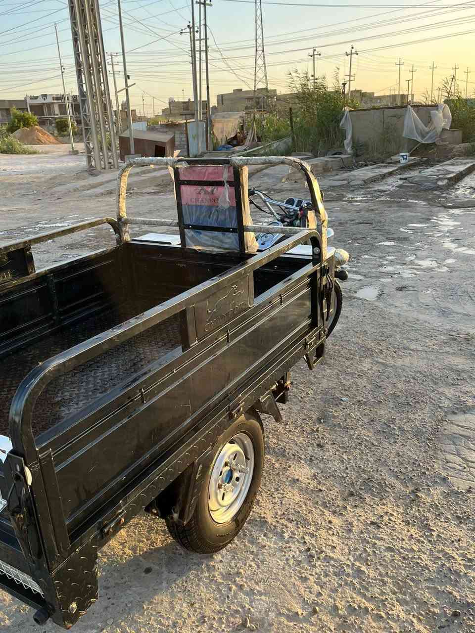 ستوته للبيع

وكيله نبيل ابن جرد موديل 23

طالعه بشهر 4  سعر مليونين و350 وبيه مجال مكفوله كفاله عامه

الاستفسار مراسله صفحه او الاتصال ***********
