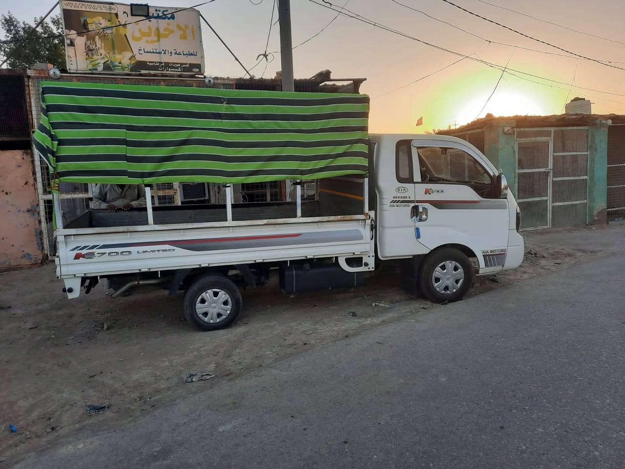 كيه موديل ٢٠٢٠ سنويه ٣٠كير مكينه شرط  تبريد شغال سياره جاهزه  السعر ١٤٠ والشراي يدلل ***********
