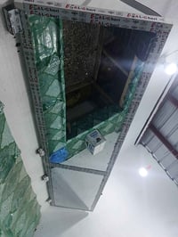 مرايا 4قطع كل واحده متر و70 عرض 70 البيع 07771251490,,,,07813339829