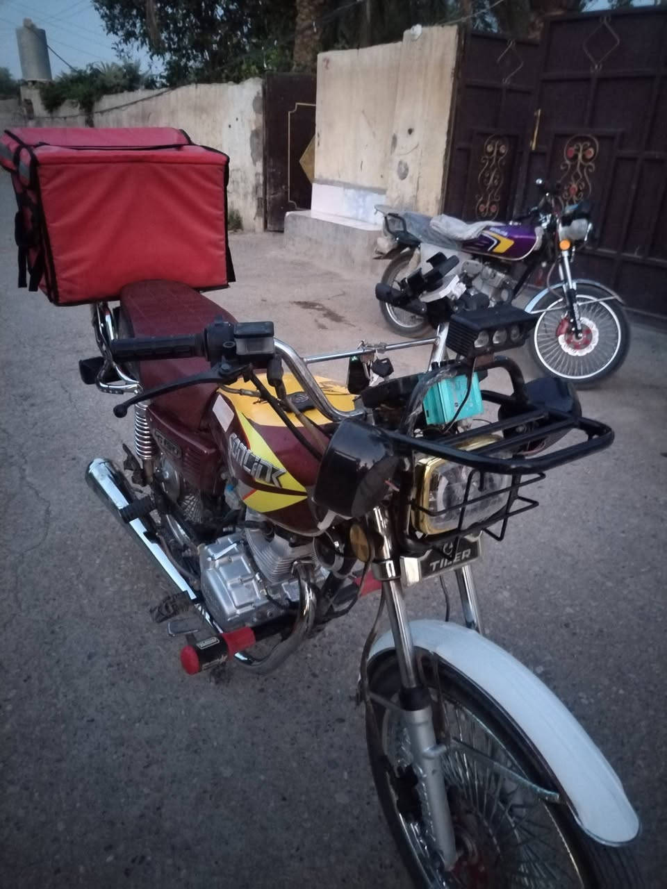 السلام عليكم
للبيع
دراجه4كير موديل 24نضيف محرك مبدل ولفات دراجه نضيفه
السعر450وبي مجال لشراي
لاستفسار ***********
