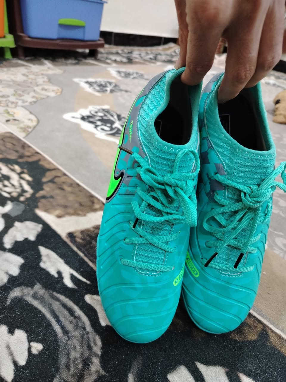 نايك تيمبو فيتنامي قياس 41 
سعر 25 وتوصيل مجاني


**إذا كنت صاحب هذا الإعلان وتريد حذفه لأي سبب، رجاءا أرسل رسالة إلى الدعم الفني**