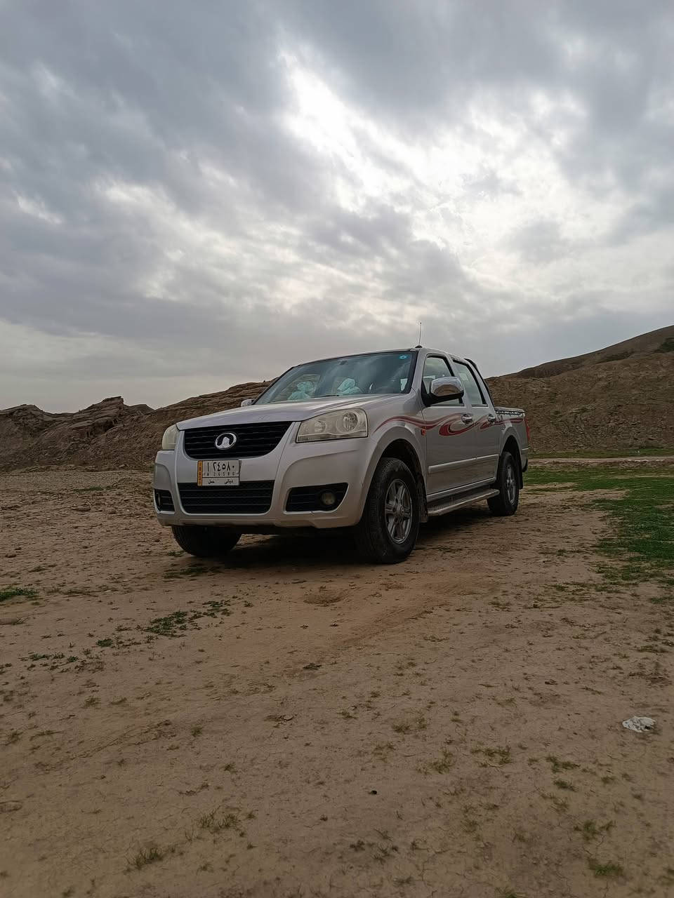 سلام عليكم  للبيع كريت ويل موديل 2013 بيها  جامرلغت الماميه واحد مصبوغ كامل والثاني نص  بيه رصاعت خفيفه الباقي مكفول المحرك والكير والكسل على وضع الشركه رقم ديالى السبير مانازل بعد من الشركة تخم تاير جديد الدواخل نضيف فول شرط تحويل ثاني يوم مكاني ديالى المقدادية (السعر 85 و بيها مجال بسيط  ) للاستفسار ***********
