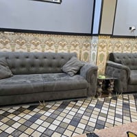 كنبة • بدون ضرر • مستعملة