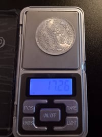 ٥ جنيهات مصرية • فضة عيار ٧٢٠ • وزن أكثر من ١٧غم