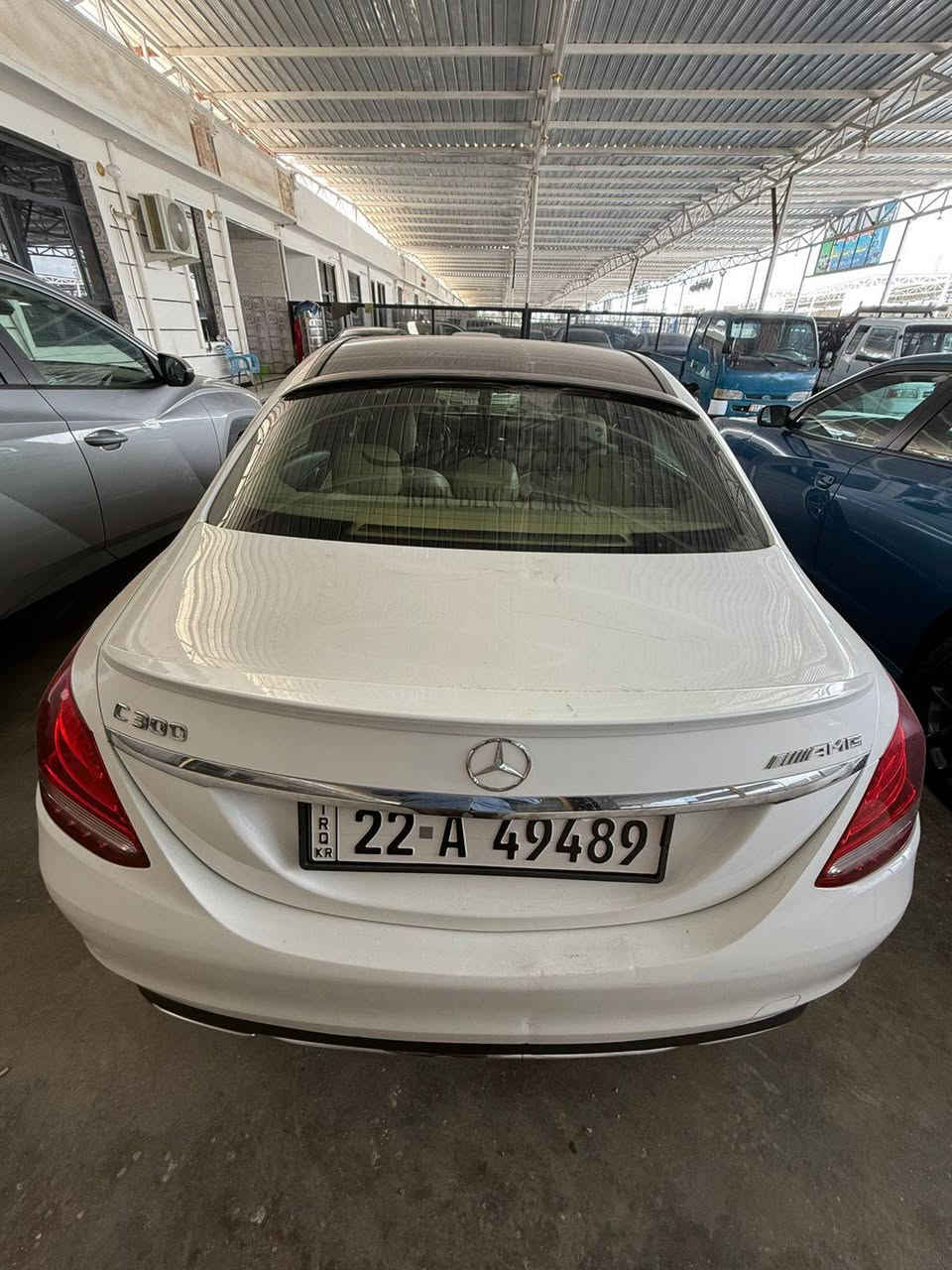 السلام وعليكم للبيع مارسدس
موديل 17 حادثه بنيد ودعاميه 
وارد امريكي سياره مستعجل على البيعه
للستفسار ***********
السعر 215 وبيه مجال حك الجيبه مكان السياره الدوره
