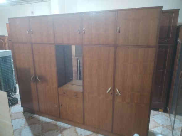 للبيع العنوان بروانه حي الشرطه قرب مول فراس استفسار على الواتساب ***********
