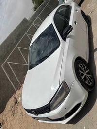 جيتا 2500 5 سلندر مديل 2011  بيها جاملغ وباب عكس السايق وبنيد صبغ  كير...