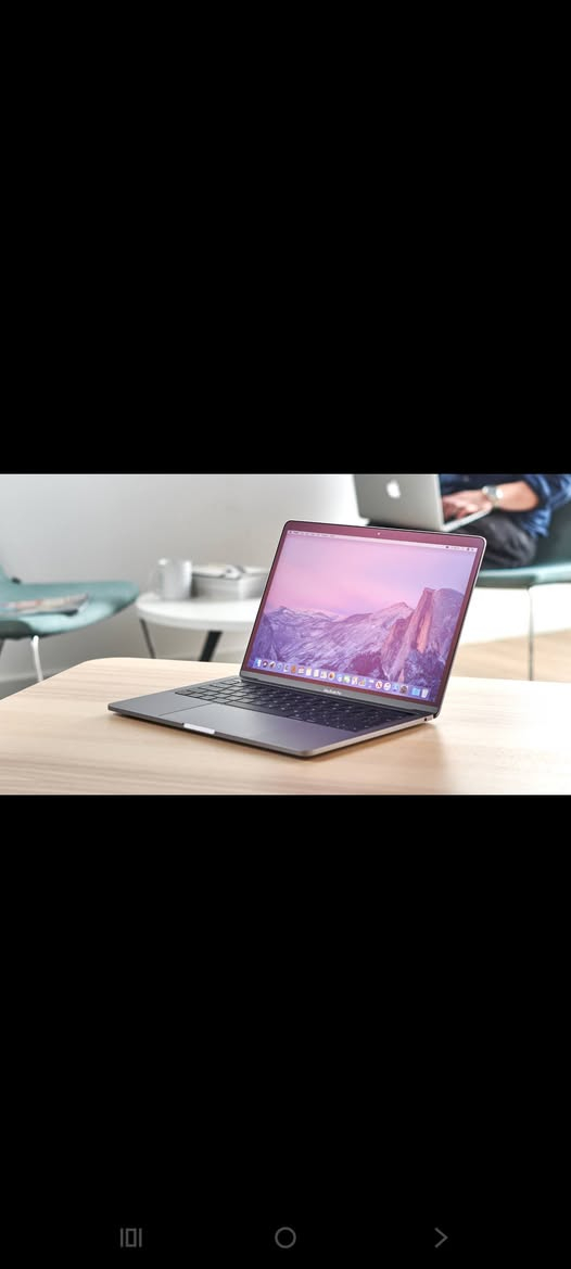 السلام عليكم حاسوب آبل للبيع جديد غير مستخدم 
450 دولار سعره

Apple MacBook Pro 13‑inch (2019)
لون: Space Gray
المعالج: Intel Core i5 بسرعة 1.4GHz
الذاكرة: 8GB RAM
التخزين: 512GB SSD 
شاشة Retina 13.3 بوصة
دقة 2560 × 1600
تقنية True Tone
سطوع 500 nits �
دعم آبل الرسمي
المعالج
Intel Core i5 الجيل الثامن
سرعة أساسية 1.4GHz
Turbo Boost حتى 3.9GHz
4 أنوية للمعالجة �
دعم آبل الرسمي +١
الذاكرة
8GB RAM LPDDR3
التخزين
512GB SSD سريع
كرت الشاشة
Intel Iris Plus Graphics 645 �
دعم آبل الرسمي
المنافذ
منفذان Thunderbolt 3 / USB-C
يدعم الشحن ونقل البيانات والشاشات الخارجية �
Jolt.com.pk
المميزات
شريط Touch Bar
Touch ID بالبصمة
لوحة مفاتيح مضيئة
كاميرا 720p FaceTime HD
Wi-Fi و Bluetooth 5.0
الوزن
حوالي 1.37 كغم �
The iOutlet
البطارية
حتى 10 ساعات استخدام تقريباً �
Macworld


**إذا كنت صاحب هذا الإعلان وتريد حذفه لأي سبب، رجاءا أرسل رسالة إلى الدعم الفني**