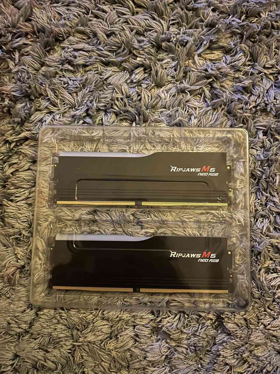 RIPJAWS M5 NEO-RGB RAM 850 الف
رامات سعه 64GB

جيل DDR5

CL36

6000Mhz

مفتوحة فقط كارتونه


**إذا كنت صاحب هذا الإعلان وتريد حذفه لأي سبب، رجاءا أرسل رسالة إلى الدعم الفني**