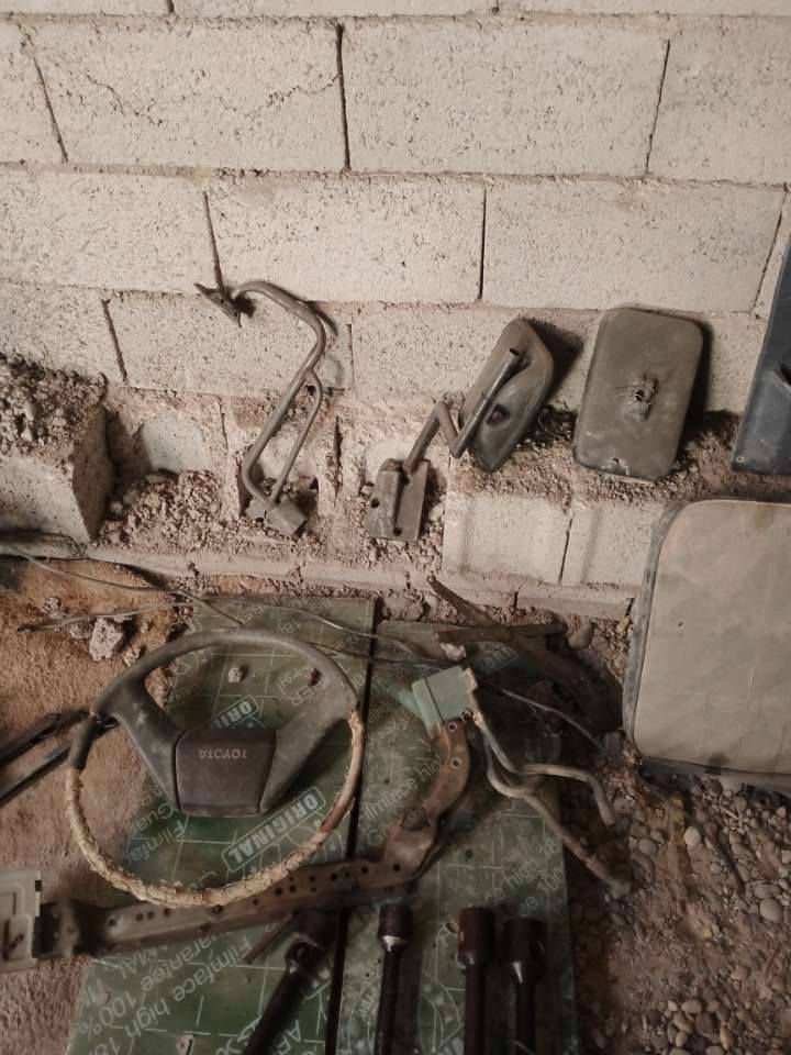 سلام عليكم غراض تيوته للبيع كلشي جديد حته ضفيره ويلسباين سعر الوحده ٢٥ مكاني بغداد الامين  ***********
