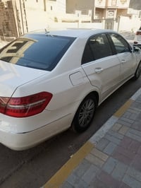 مرسيدس E212 موديل 10 بسمي تحويل ثاني يوم  - لون غرفة اسود - مري شفط - ...