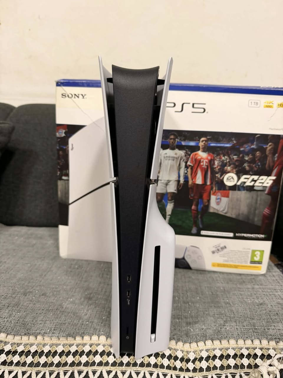 بلي فايف سلم + قرصين +حساب العاب
مكاني دوره للاستفسار***********
