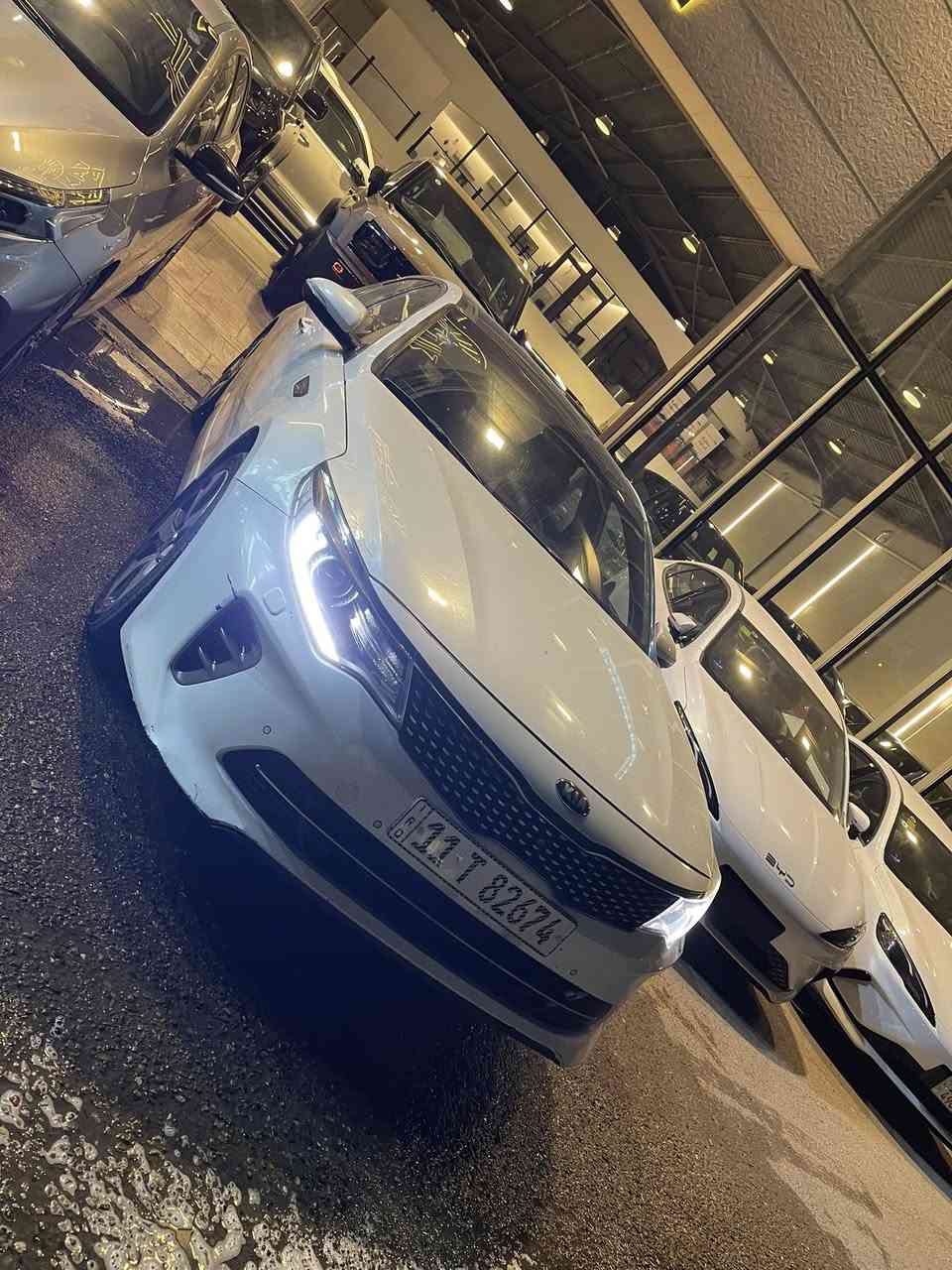 السلام عليكم
كيا اوبتما خليجي 
موديل 2016
محرك 2400
بيها بنيد مبدل نفس اللون 
وجاملغ الامامي مفتوح 
والسونار مرفق مع الصور
السعر 14900 مجال جداً قليل
للاتصال ***********
