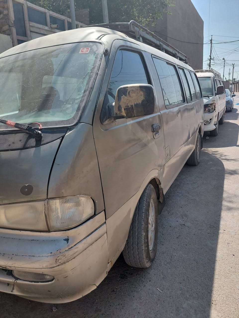 سيارة شبوط للبيع
كفاله كير وكسل ومحرك مجفت جديد 

سيارة خير من الله تجي وتشوف بعينك

عارضينها ب 75 وبيها مجال 
التواصل فقط تصال ع الرقم ***********
