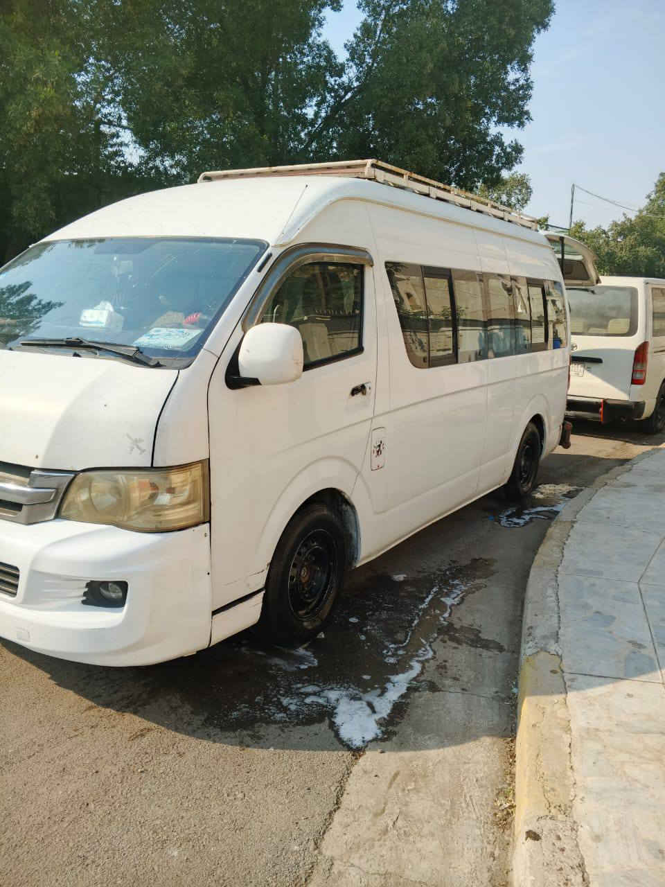 سلام وعليكم سياره جنبي البيع بيه بس دوار معمره سياره جديده معنه  كلام***********
