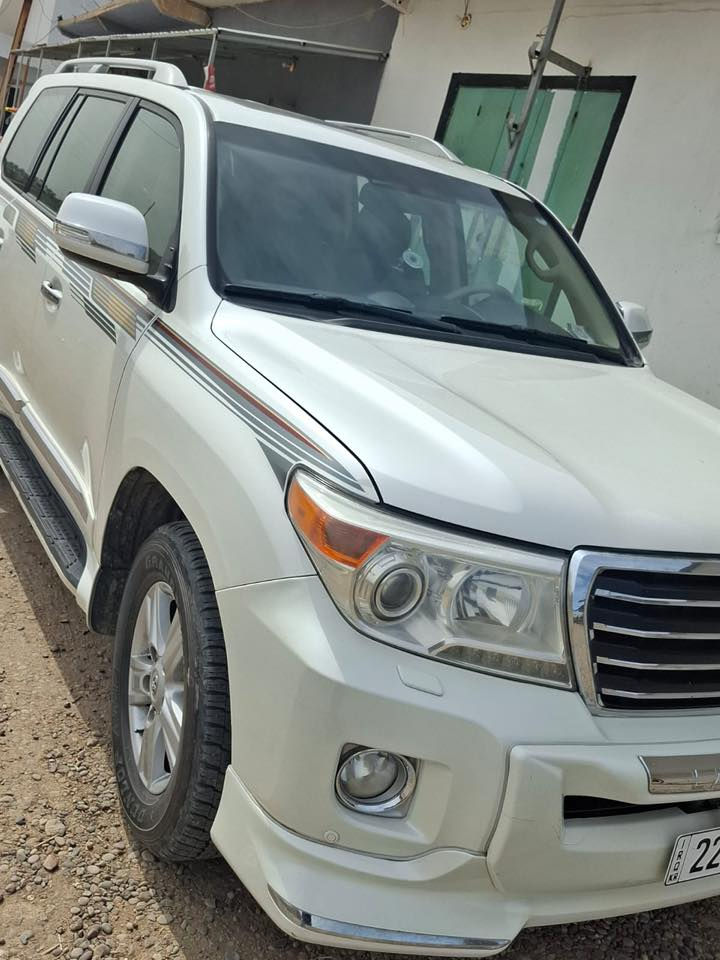 السلام عليكم

لاندگروز بريم موديل 2013للبيع
نوعها بريم ام الطفاية 
السياره ماشية 180حقيقي
نظافة خير من الله السونار مرفق 
بالصور السعر مراهم 
العنوان كركوك ناحية الزاب 
للتواصل ***********
