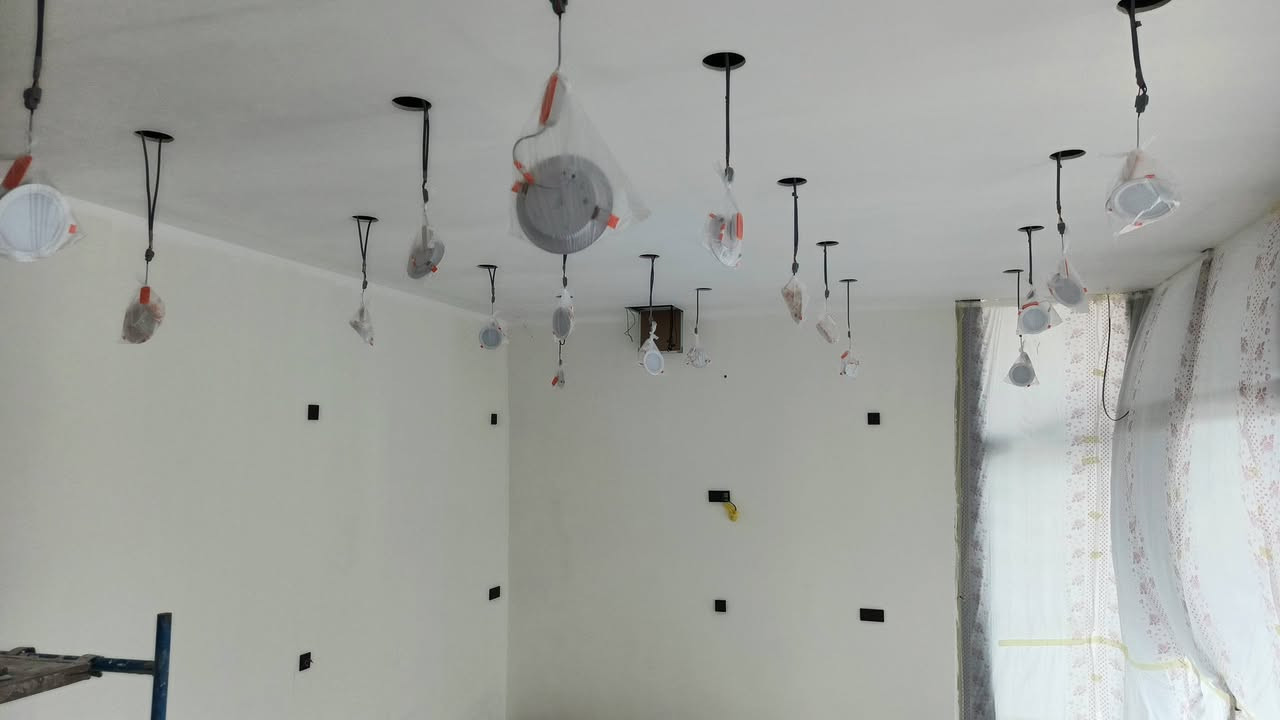 🔌 كادر الإبداع للتأسيسات الكهربائية 🔌
نقدم لكم جميع أعمال التأسيسات الكهربائية للمنازل والمحلات بأعلى جودة وبأسعار مناسبة 👷‍♂️⚡
✔️ تأسيس كهرباء كامل
✔️ صيانة وتصليح الأعطال
✔️ تمديد أسلاك وتنظيم الأحمال
✔️ تركيب إنارة داخلية وخارجية
📞 للحجز والاستفسار: ***********
شغل نظيف • سرعة بالإنجاز • ضمان على العمل
📍العمل داخل النجف وضواحيها
#كهرباء #تأسيس #صيانة #كادر_الإبداع
