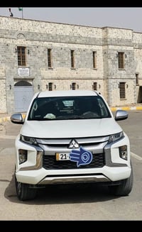 مستربوشي L200 • ماشيه ٦٤ الف • دفع رباعي