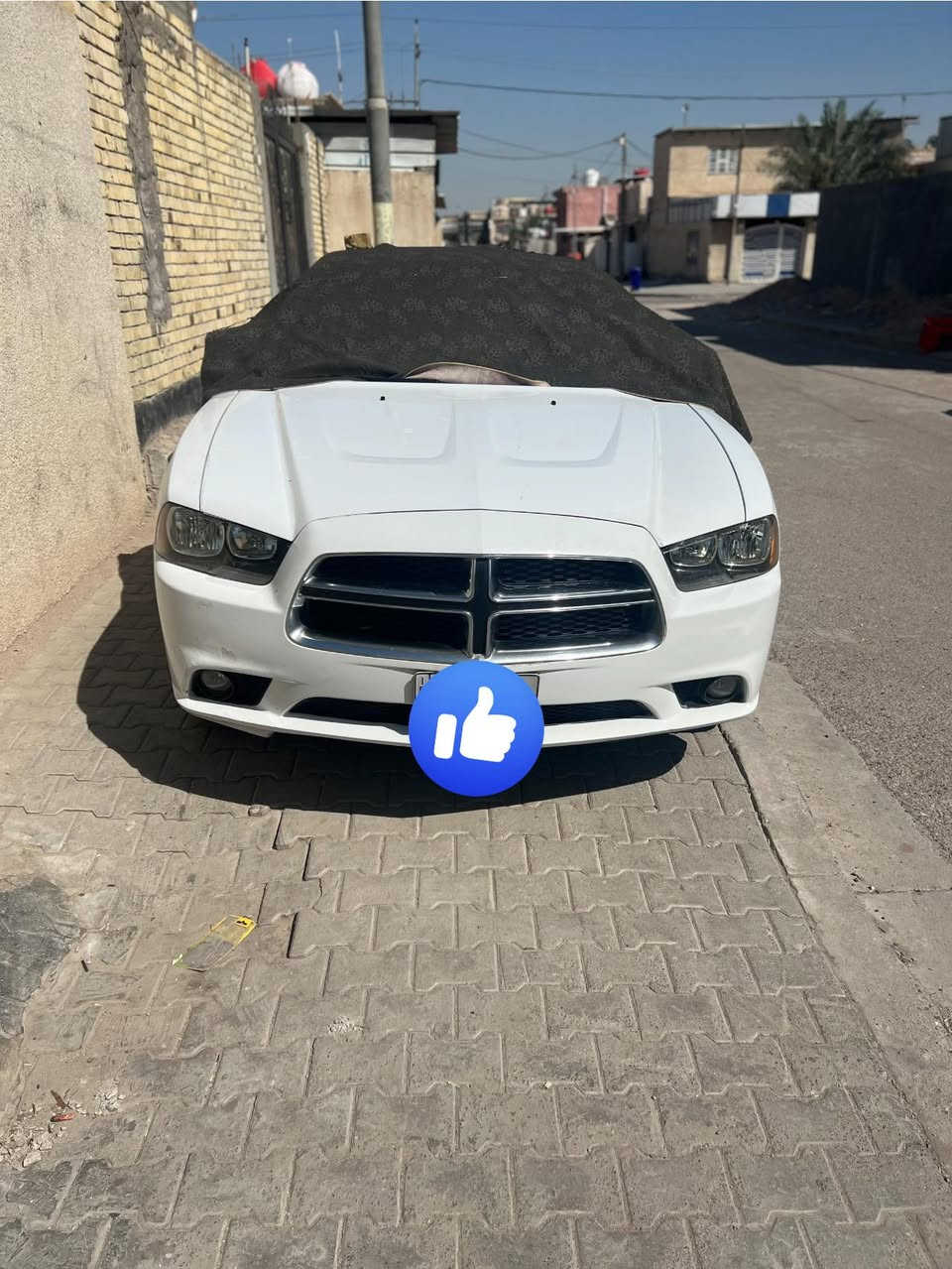 السلام عليكم جارجر 2011للبيع سياره بلاديه كفاله من صبغ وتبديل وضربه منضومه تبريدجديده+منضومه لايت نهار حداديه تخم تاير مكينه 3600(*********** السعر 135وبيها مجال للشراي
