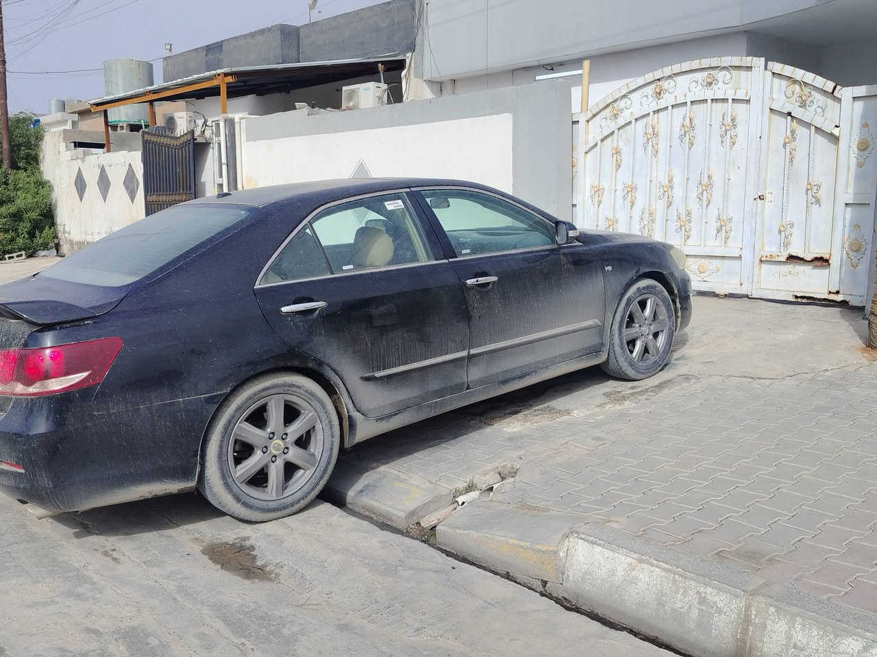 تويوتا اريون صالون موديل 2008
رقم سليمانيه لون اسود  ***********  
ناشر ورقه الفحص 
بدون دواخل سعر 97 ورقه
