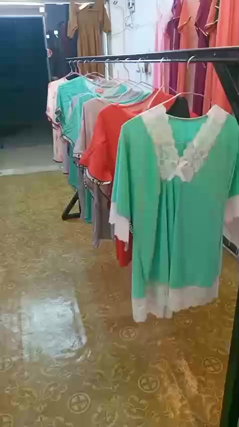 كوزمتك مصطفى  الخفاجي يرحب بكم كل شب موجود اقماش بارد دشاديش بناتي اتراكات بناتي ولادياطفال احذيه شحاطات ايخبلن السعر كلش حلو راح رضوان بي  عنوان شارع الشبكه  مقابل احمد الحلاق       اسعار كلش رخيصه اقماش بارد او حلو


**إذا كنت صاحب هذا الإعلان وتريد حذفه لأي سبب، رجاءا أرسل رسالة إلى الدعم الفني**