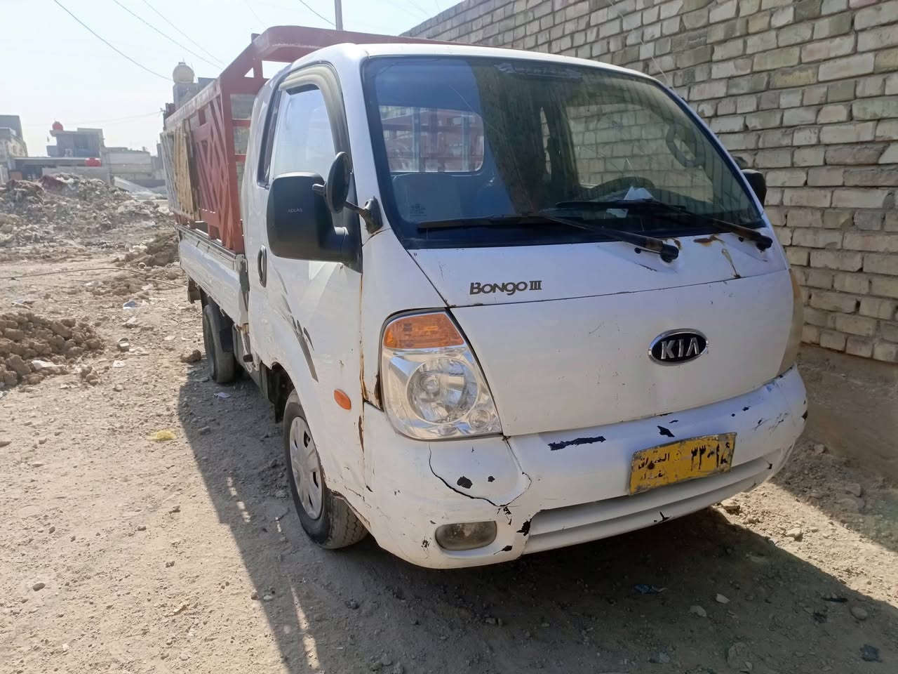السلام عليكم
كيا موديل 2006 
الرقم صدامي والسنويه ساقطه بل 24 بشهر الثالث
مكاني بغداد شهداء الثالثه هذا رقمي ***********
