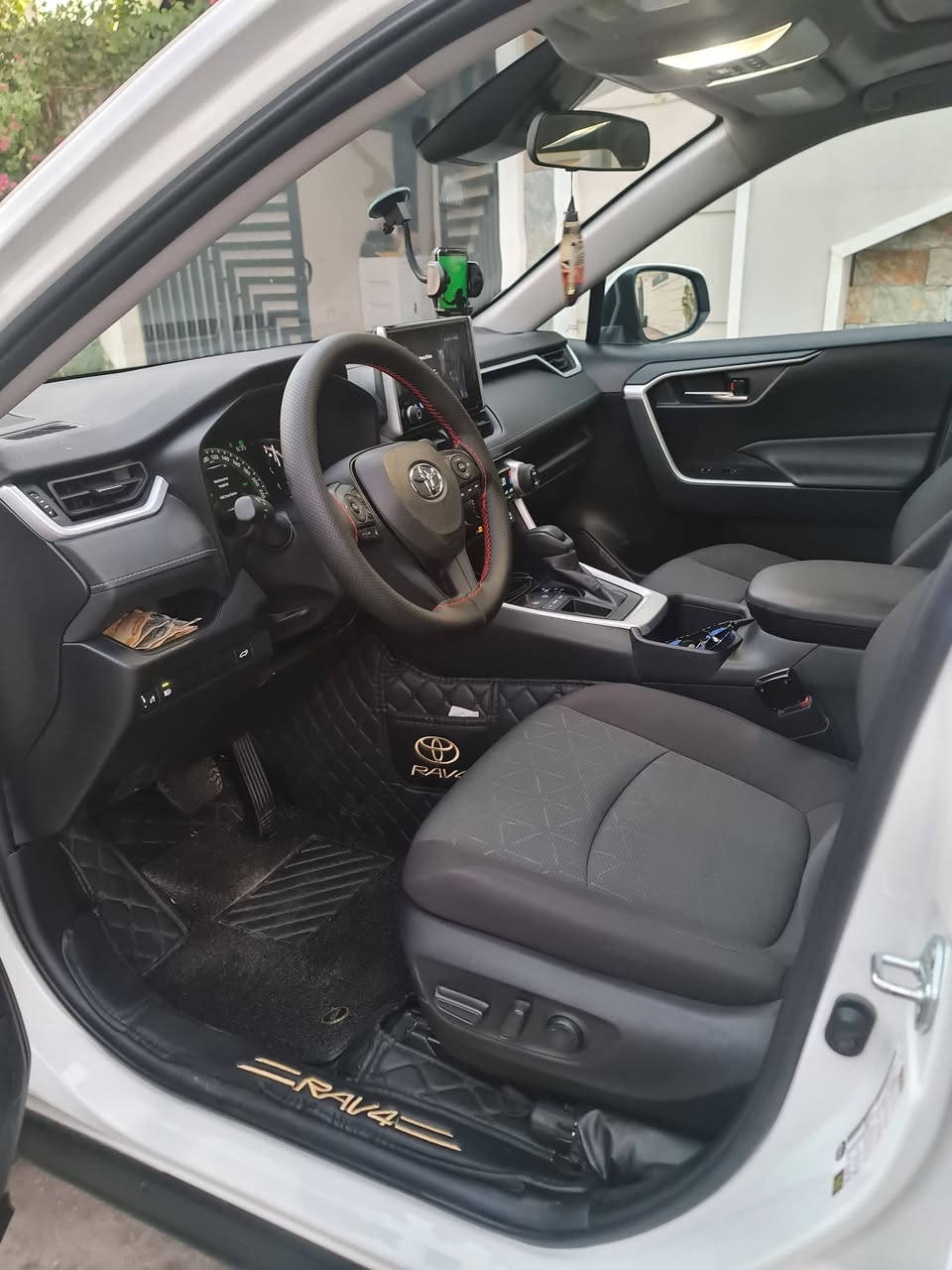 راف 4  موديل  24 XLE
ماشيه 40 الف كيلو متر  وارد كندي بانزين

الضرر نص جاملغ امامي صبغ بدون دواخل

السعر  267

***********
