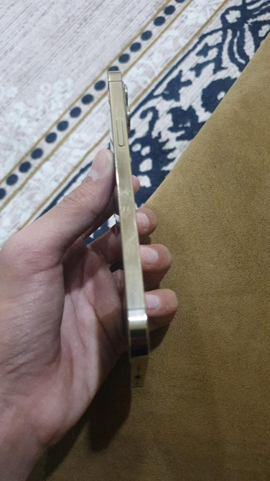 سلام عليكم  آيفون ١٢برو ماكس بلادي بلادي فقط كلاسه مبدل وبطاريه جهاز كله مكفول عل فحص ذاكره ٢٥٦ ب١٠٠وكله شغال وضهر مفطر مكاني بغداد ابو غريب مراوس أو بيع ٣٥٠بي مجال مكاني ابو غريب ***********. ملاحضه الجهاز شرق اوسط
