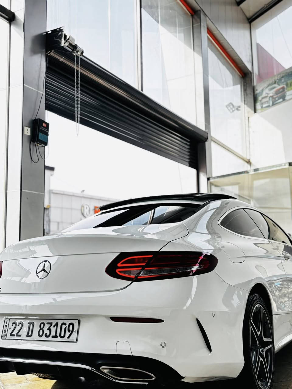 الماركة: مرسيدس بنز
C200_AMG :الموديل
السنة: 2019
المسافة المقطوعة: 70,000 ميل
الضمان: ضمان
ناقل الحركة: 9 سرعات
عدد الأسطوانات: V4
سعة المحرك: 2.0L لتر
القوة 228 حصان
الشاحن التوربيني: شاحن توربيني مزدوج
نظام الملاحة GPS: نعم
الحساسات: أمامية، خلفية
الكاميرا: كاميرا واحدة
العجلات: مقاس 19 بوصة
المصابيح: متعددة الشعاع LED
نوع المقاعد: كهربائية + مدفأة+دبل ماوس
نظام المساعدة على الركن: مساعد الركن
الشاشة: شاشة كبيرة واحدة
الدولة: كردستان العراق
المدينة: دهوك
للمزيد من المعلومات
GTcars
السعر26.500$
📞***********
***********
