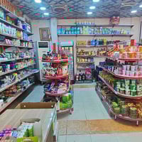 اسواق محلين للبيع العنوان بغداد البلديات المضمار شارع المؤدي الى بانزي...