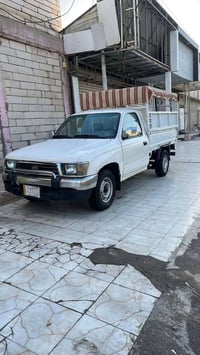 تويوتا بكب • موديل 2000 • العمارة