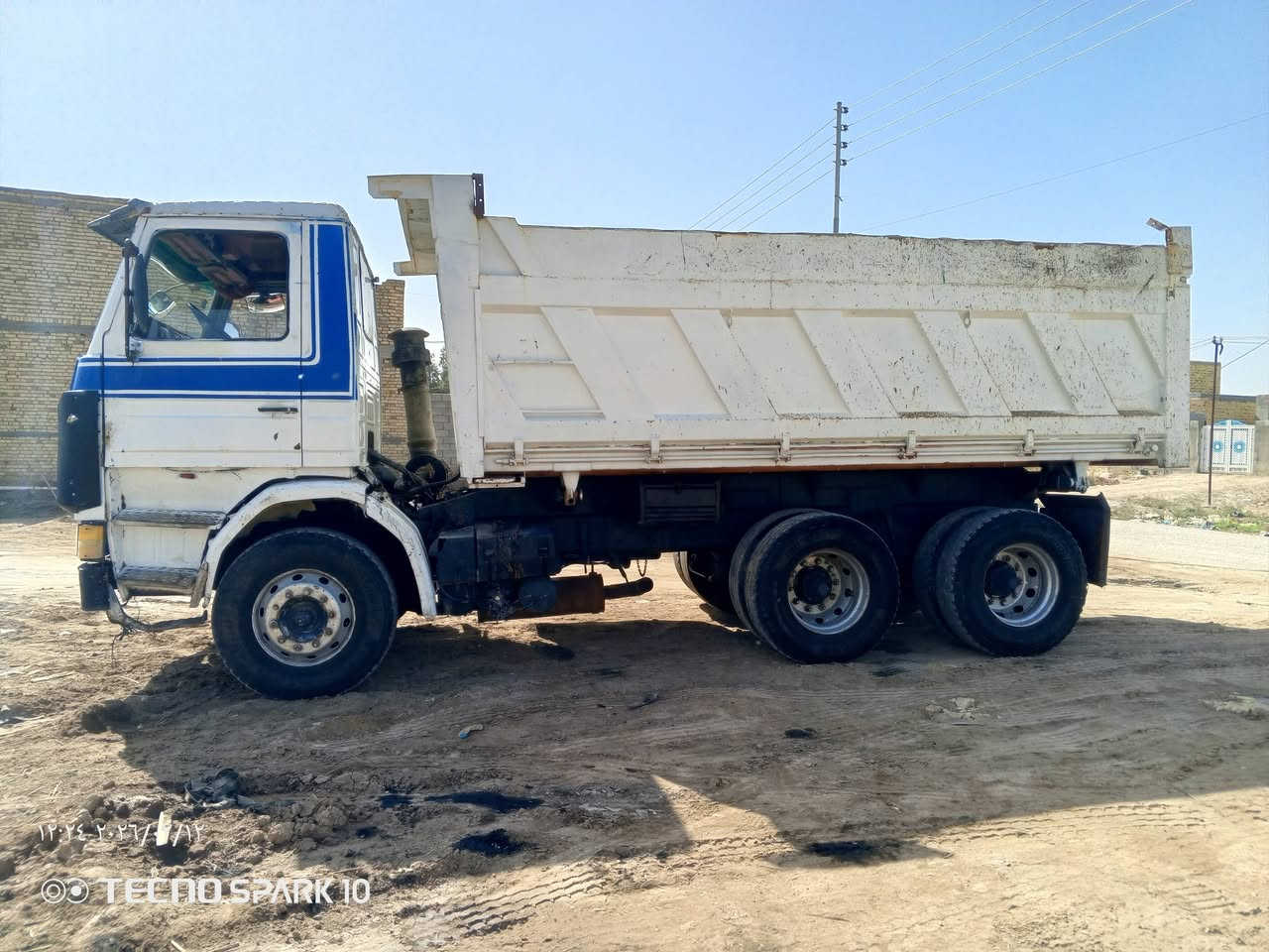 سكانيا 112 رقم ذي قار بسمي شاصي مكفول مكينه 112ونص بيه بخار كير جديد بدي جديد تايرات نص عمر السعر 120 وبيه مجال العنوان الشطره ***********
