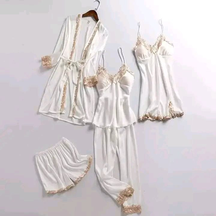 سعر درزن ١٤٥ حرير الاصلي
كل سيت ٥ قطع


**إذا كنت صاحب هذا الإعلان وتريد حذفه لأي سبب، رجاءا أرسل رسالة إلى الدعم الفني**