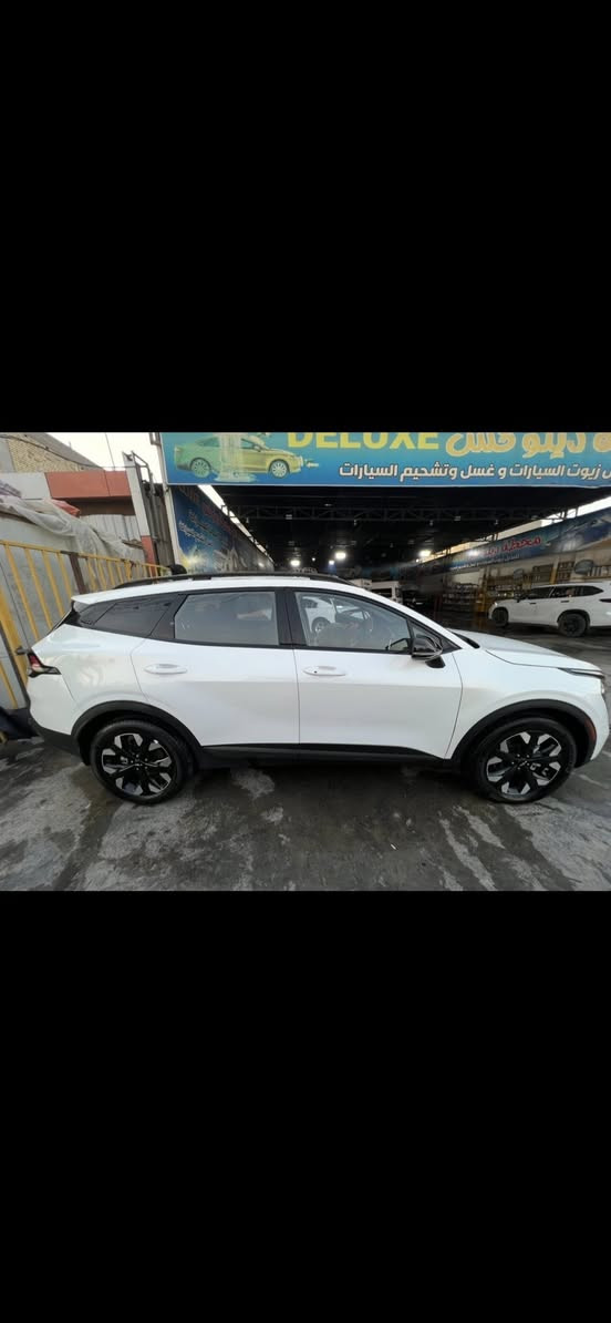 كيا سبورتج 2023
سياره جديده ماشيه 30 الف 
كير محرك حداديه صدر كله عل وكاله جديد
سبيرها بعده منازل 
*بصمة 
*كشنات جلد
*شاشه كبيره 
*تحكم ستيرن 
*اوتو هولد 
*مثبت سرعه +قيادة ذاتيه 
صور الحادث موضح +سونار للسياره 
السياره وارد كندي 
سعر 185 وبيها مجال 
مكاني البلديات ***********
