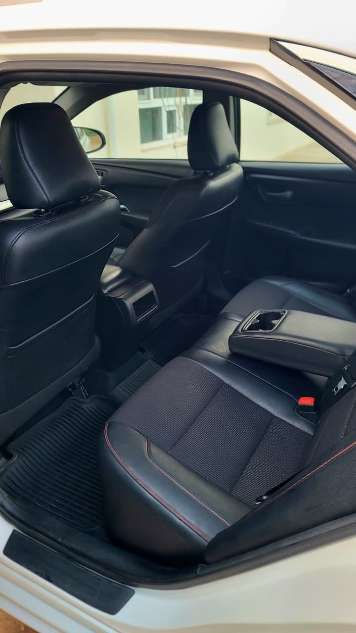 كامري 2017 se
بيها قطعه فقط
جاملغ امامي سايق
ماشيه 91
للاستفسار 
‭0771 061 7529‬
والسعر 
178$ وبيها مجال جدا بسيط
