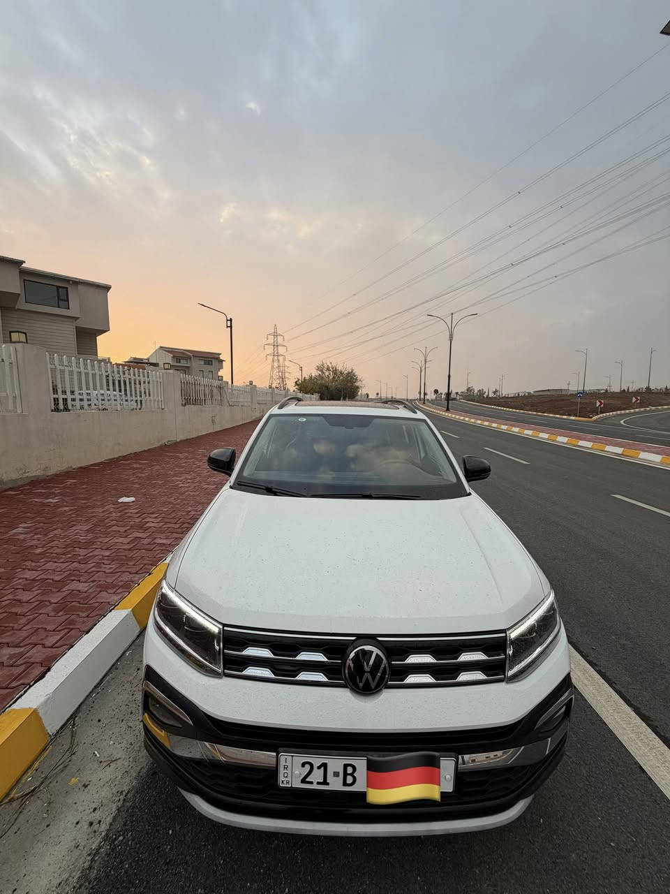 Vw t cross
ڤۆلکسواگن تی کروس 

٢٠٢٤ تجمیع سین

بئ بۆیاخ 

١.٥تۆربۆ

فوول مواسەفات

لایت لید پێشوو دوا

حاسە کامێرا

کوشن جلد هیتەر

بەسمە 

پانۆراما 

تەبرد مەرکەزی 

شاشە ئەلیکترۆن شاشەگەورە 

بەشەرتی گێرومەکینە تەحویل 

١٩٠$ 

***********
