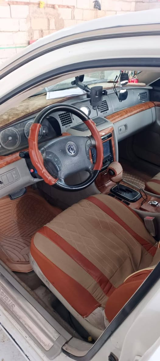 سلام عليكم كيا اوبرص 2005 مال مزاد للبيع مكينه كامري 4 سياره نضيفه حداديه جديده كهربائيات شغاله السعر ب 33 وبيها مجال مستعجل عل بيع مكان السياره ناصريه سوق الشيوخ للتواصل ***********
