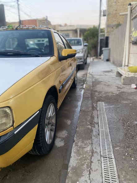 سلام  عليكم سيارة بيجو للبيع موديل 2012 GLXرقم انكليزي وبسمي  سيارة
كير ومكينة خير من الله امبدلات 
تبريد جيد جدآ و كمبريسر  جديد
صدر سيارة كامل وفلنجات ودسكات جدد
وصوره واضحة  شوفه وبس مشط استيرن يذب دهن قليل  وبيك خير تدلل
سعره 28 وبيه مجال 
السكن / ثعالبة/ رقم ***********
