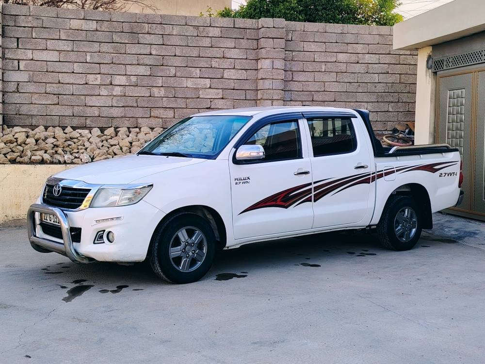 السلام عليكم
السعر مناسب ♕
عذاري 2014
السونار مرفق بالمنشور رقم دولي جديد 
شاصي 12
محرك ما مفتوح 
سيارة جاهزه مال جناي  السعر 208 $
الاستفسار 
***********
***********
